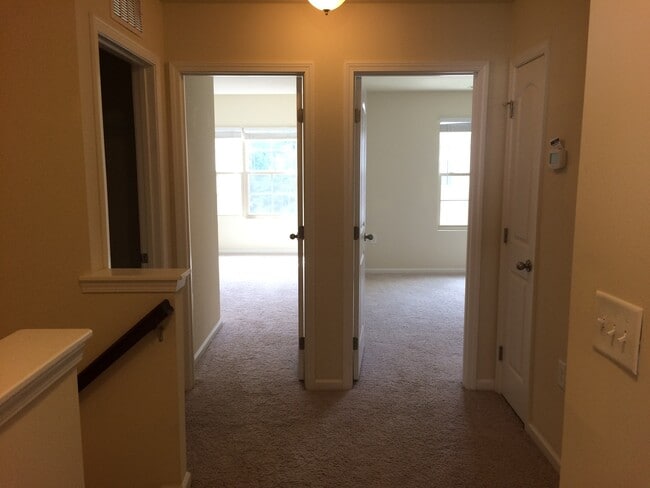 Building Photo - 1028 Contessa Dr