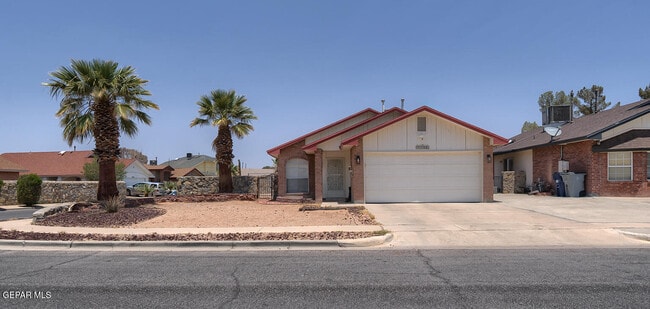 Building Photo - 11833 Imperial Gem Ave