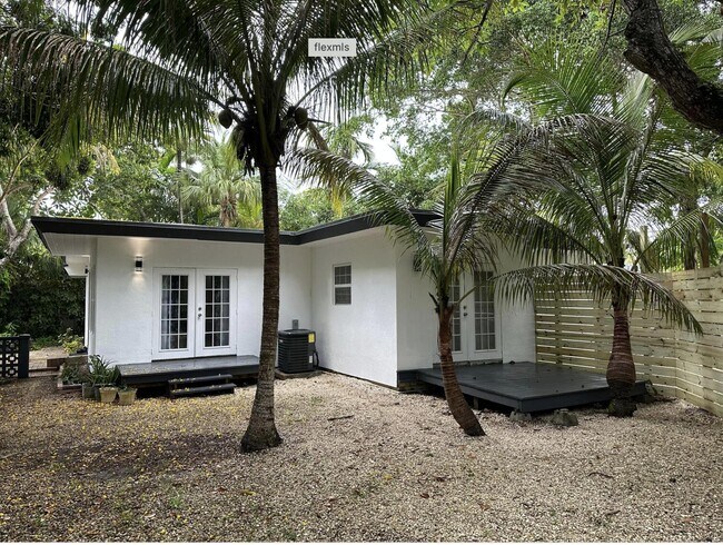 Building Photo - 5959 SW 59th St