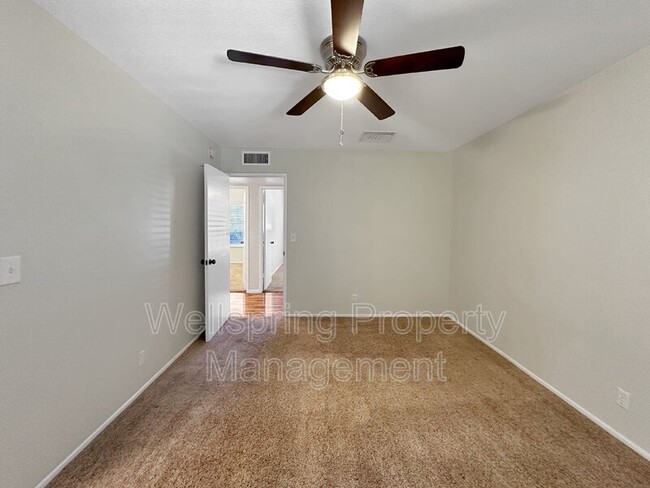 Building Photo - 1201 N Erwin St