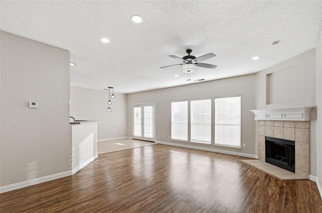 Building Photo - 613 Norwood Dr