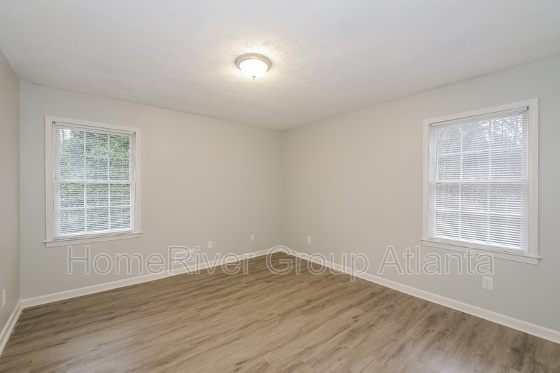 Building Photo - 6521 Edenfield Dr