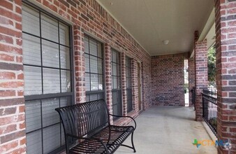 Building Photo - 677 Sagewood Pkwy