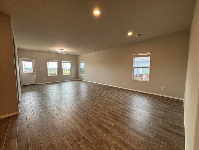 Building Photo - 11616 Comano Dr