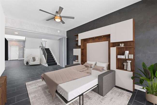 Building Photo - 800 N Tamiami Trl