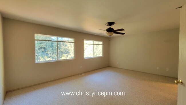 Building Photo - 5632 137th Pl SE