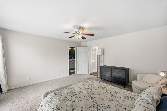 Building Photo - 1116 Bering Dr