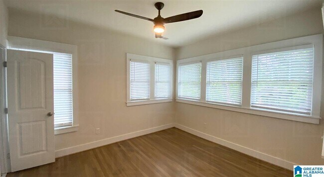 Building Photo - 4019 Glenwood Ave