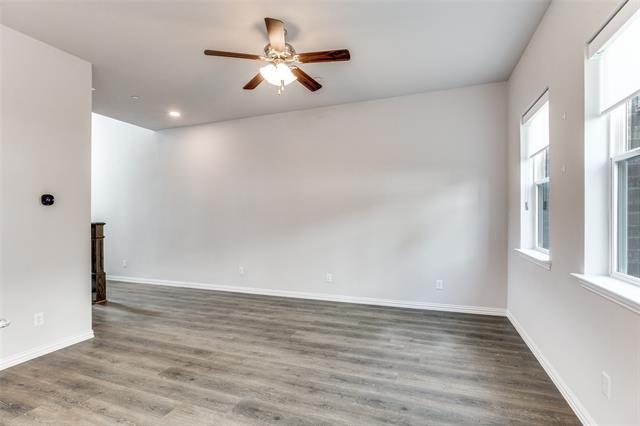 Building Photo - 2415 Acorn Ct.