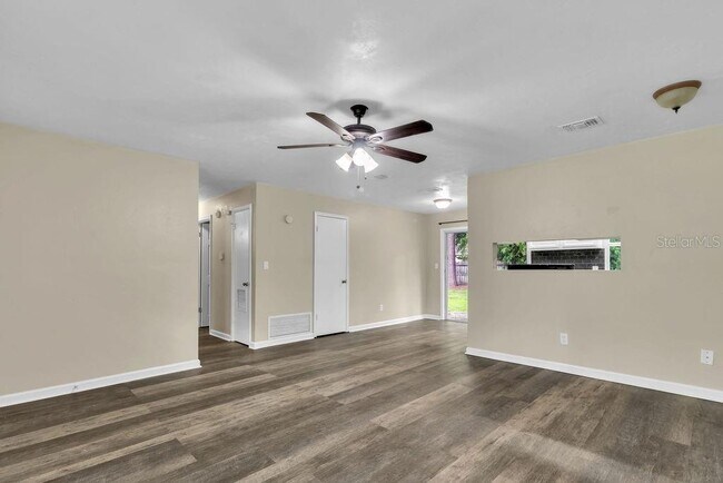 Building Photo - 5031 NW 28th Terrace