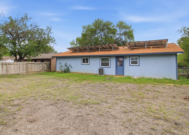 Building Photo - Solar Panels included! almost eliminate electric bill!