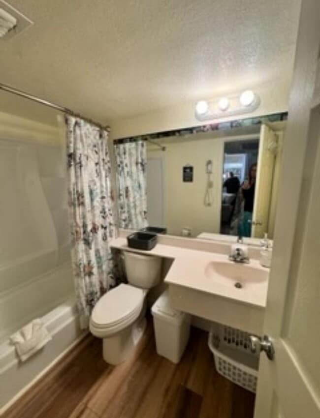 Building Photo - 2301 S Atlantic Ave