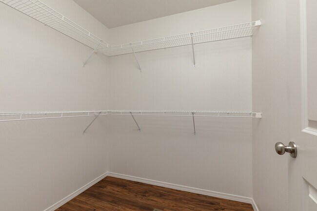 Building Photo - 376 W Granada St