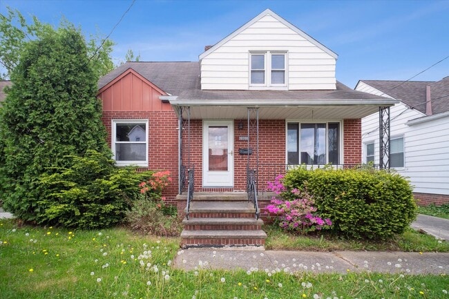 Primary Photo - 20700 Goller Ave