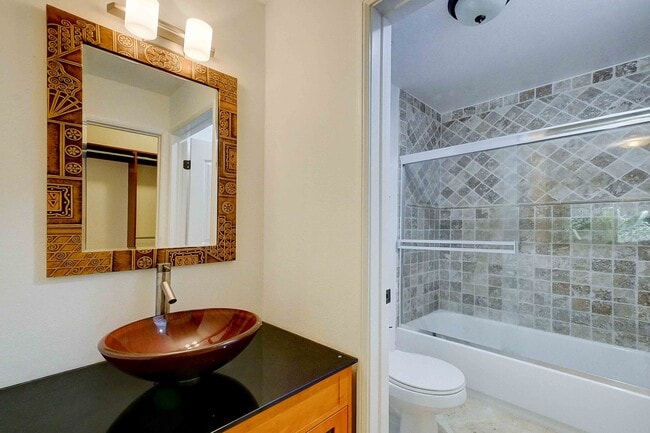 Building Photo - 4128 Whitsett Ave