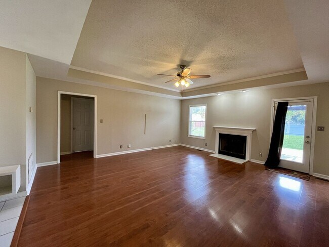 Building Photo - Great Ranch Home in Woodlawn!