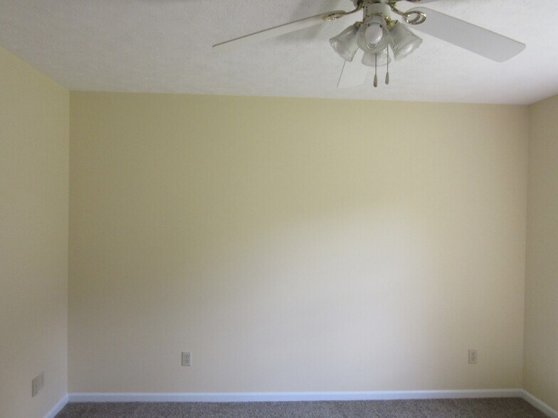 Master BR with Ceiling Fan - 6443 Charles Snider Rd