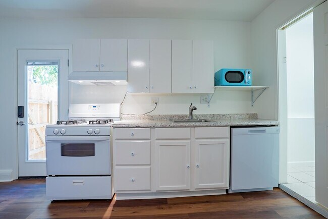 Building Photo - 5765 Palo Blanco Ln