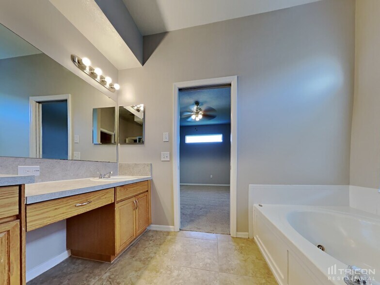 Building Photo - 1409 Greely Ct