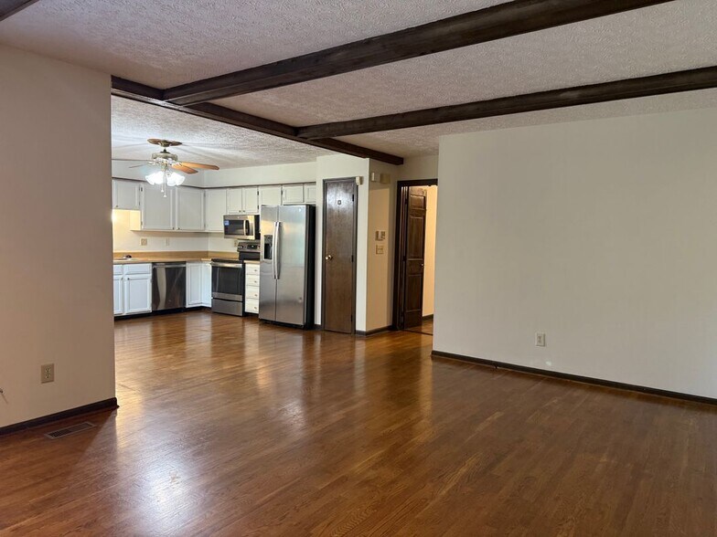 Building Photo - 3661 Riva Ridge Dr