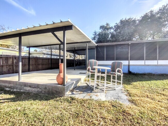 Building Photo - 163 Buchanan Cir