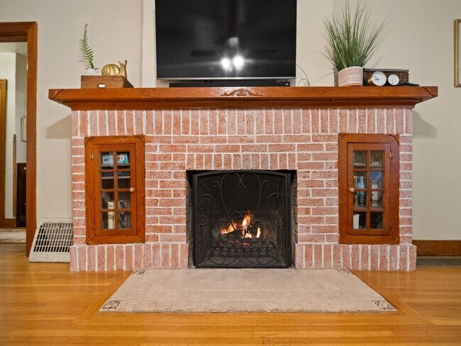 Building Photo - Charming 3-Bedroom Home in Downtown Spokane