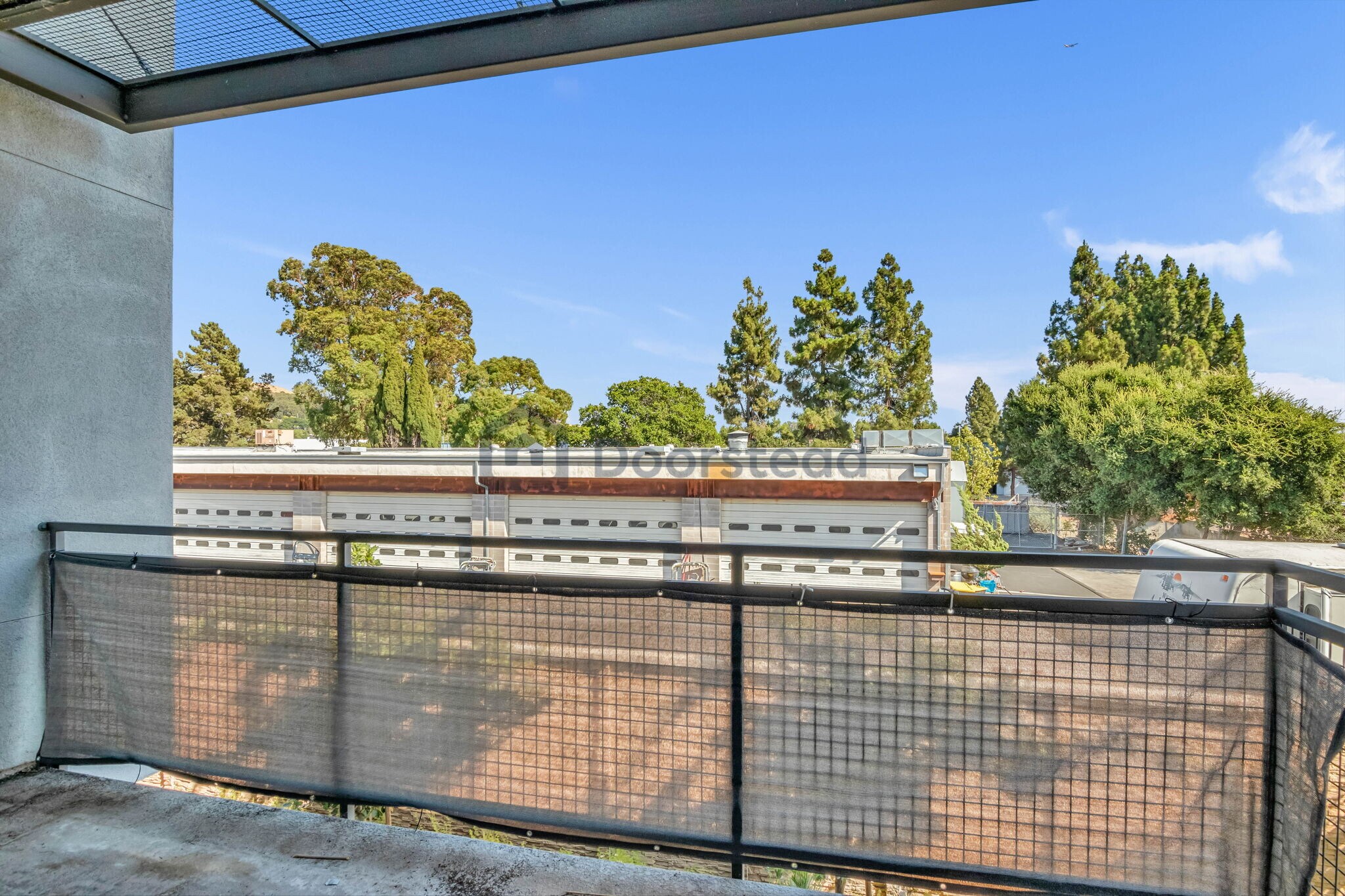 Building Photo - 25443 Parklane Dr
