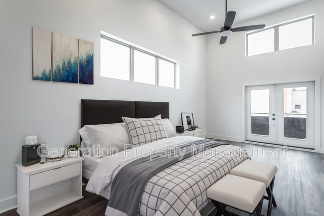 Building Photo - 1825 S Watkins St