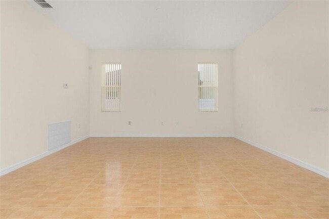 Building Photo - 411 Tamarind Parke Ln