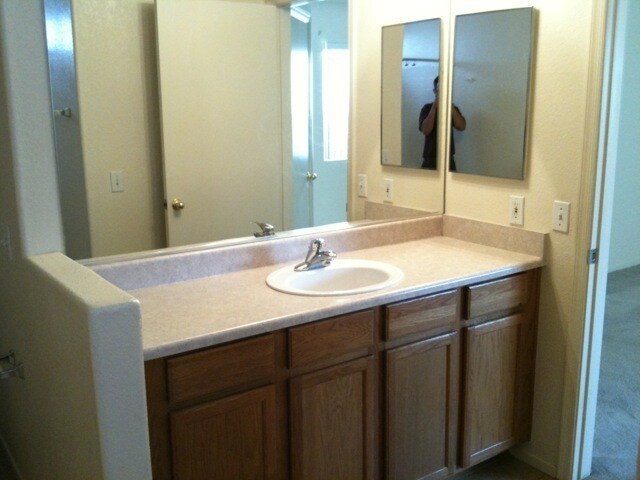 Building Photo - WONDERFUL SINGLE STORY HOME IN "SILVERADO ...