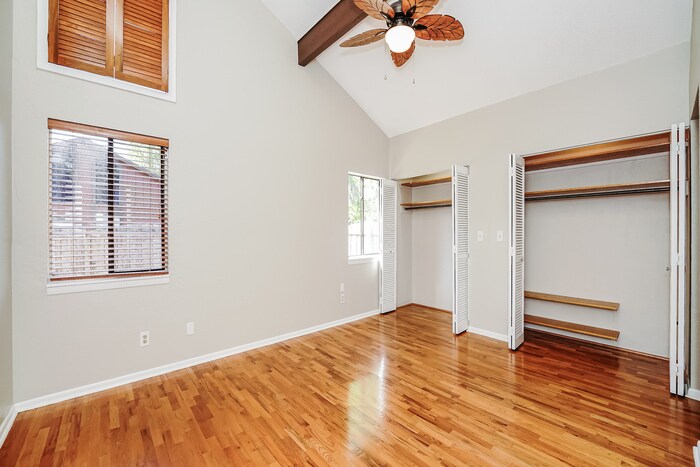 Building Photo - 55 Windrift Ct