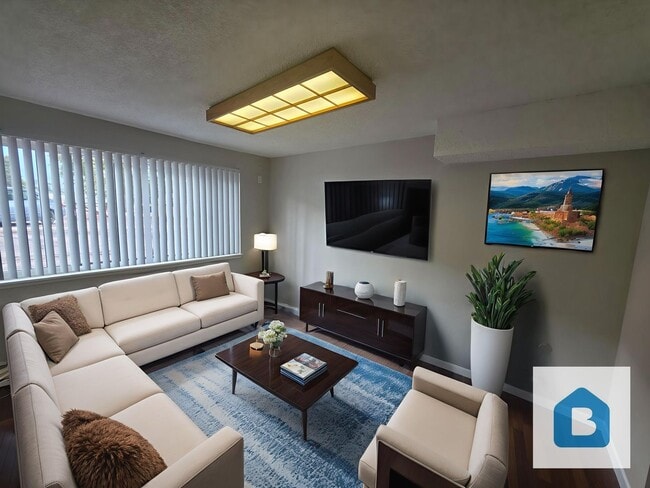 Primary Photo - 233 E Arvada St