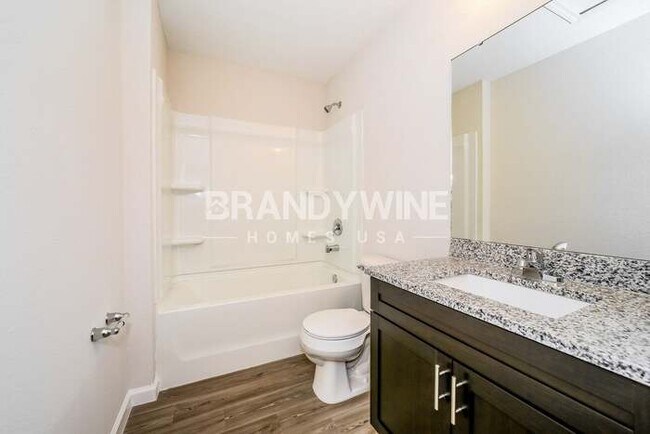 Building Photo - 508 Narnia Ct