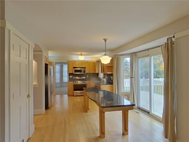 Building Photo - 10071 Raleigh Ct