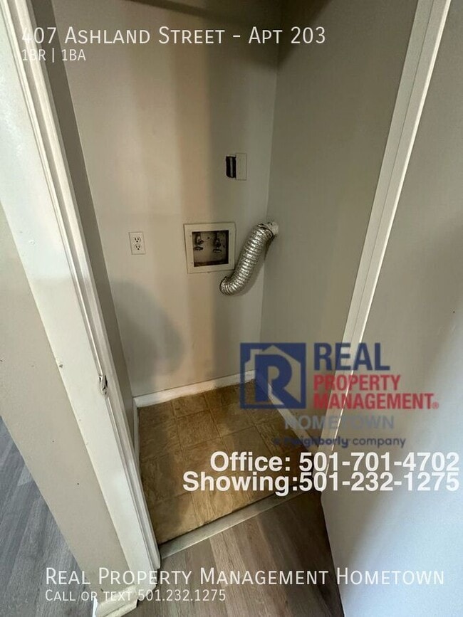 Building Photo - 407 Ashland St