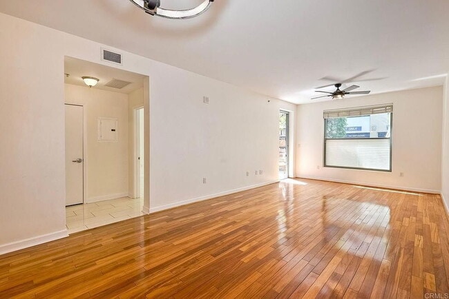 Building Photo - "Urban Oasis: Spacious 1-Bedroom with Granite  Finishes in Downtown San Diego"
