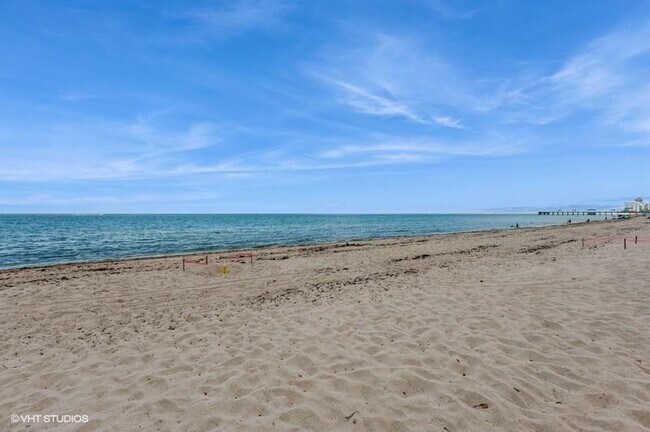 Building Photo - 710 N Ocean Blvd