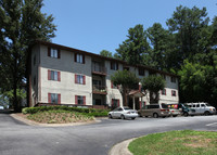 Building Photo - Peppertree Apartments