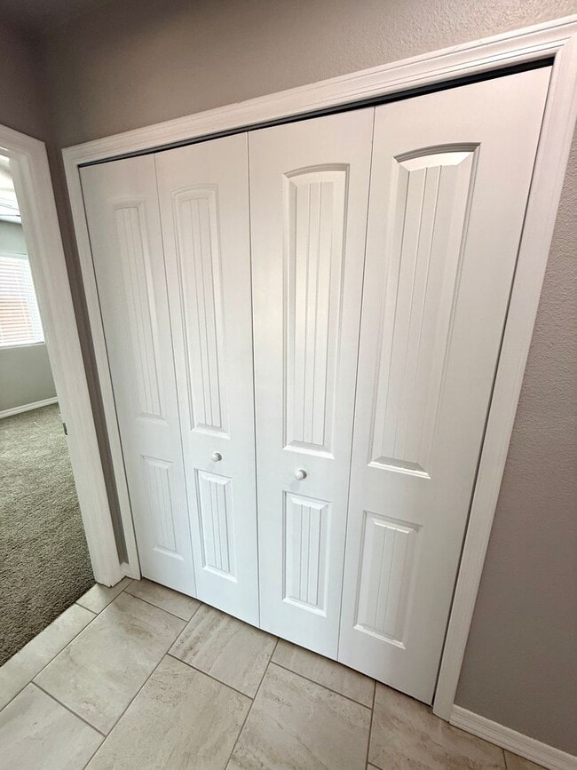 Building Photo - Newly Built 3-Bedroom, 2-Bath Home in a Prime Location Near Hospital & Shopping!