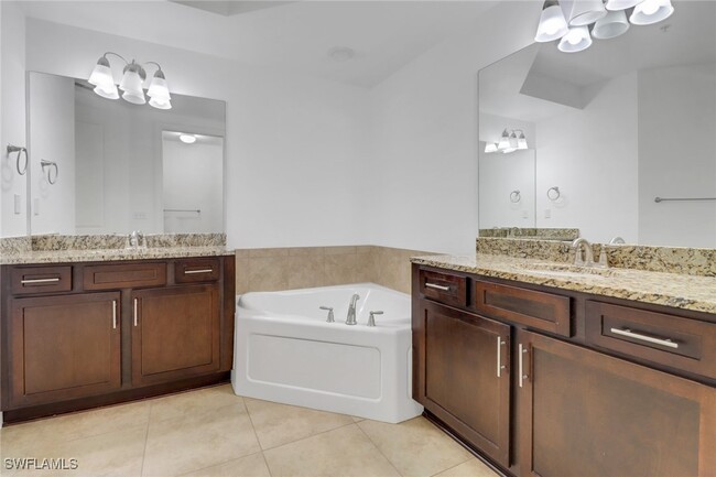 Building Photo - 23191 Fashion Dr