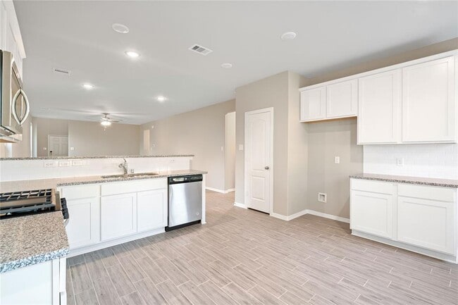 Building Photo - 10714 CATCLAW Ct