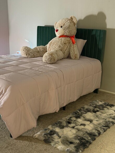 Building Photo - 1072 Maywood Ln