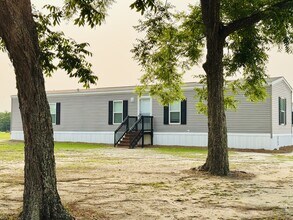 Building Photo - 3753 Valley Forge Rd