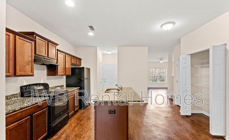 Building Photo - 3330 Rayford St