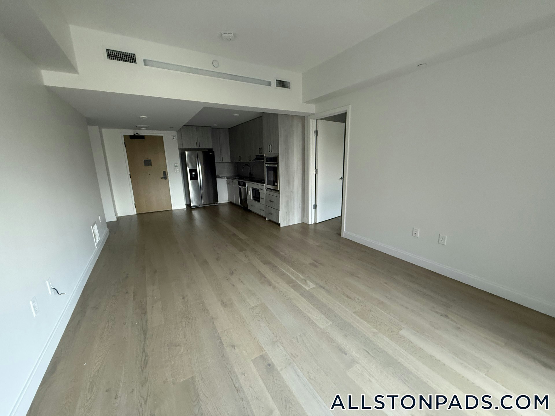 Building Photo - 55 Brighton Ave