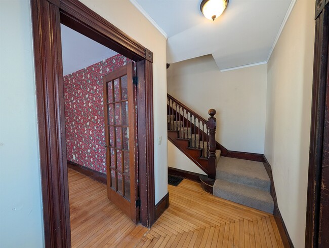 Building Photo - 204 Rockland St