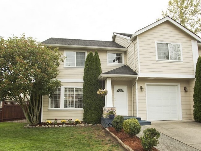 Building Photo - 3 Bedroom 2.5 bath Cordata/Meridian Area