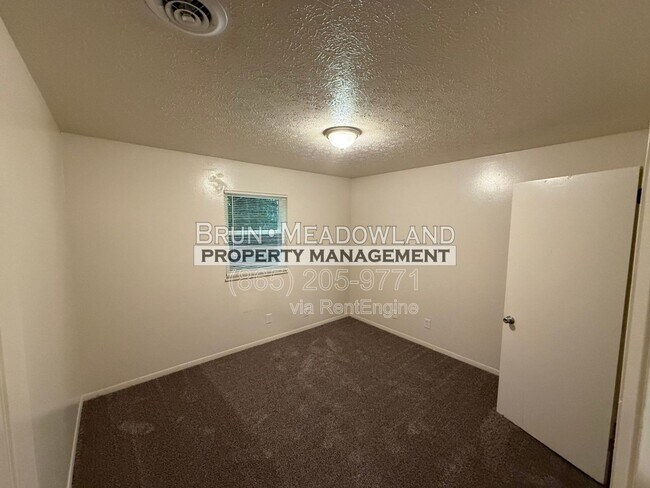 Building Photo - 5525 Jacksboro Pike