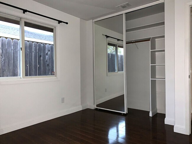 Building Photo - GRANITE BAY ~ HOME FOR RENT!