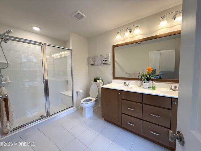 Building Photo - 21 Wisteria Ct